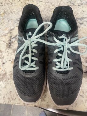 Charcoal Lace-Up Women's size 9 Athletic Sneakers - Fila